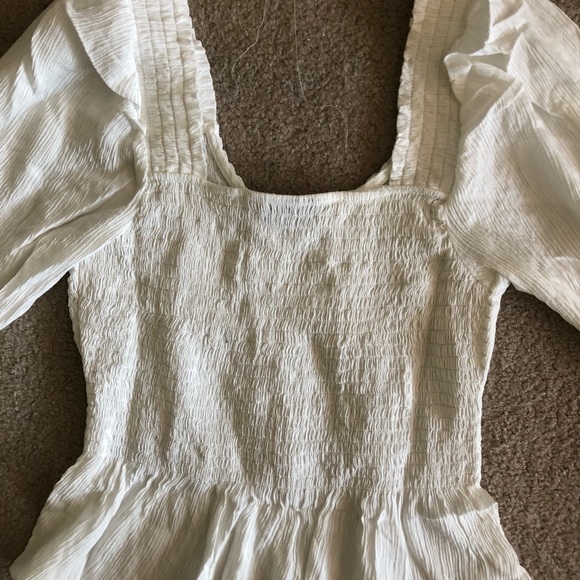 ASOS DESIGN peplum top in ivory. Size US 4. - Picture 11 of 11